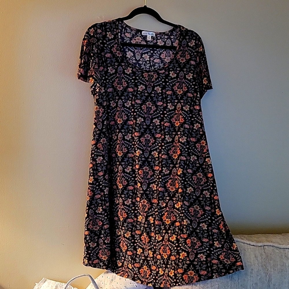 Nine Britton dress. Flower print. Xl.